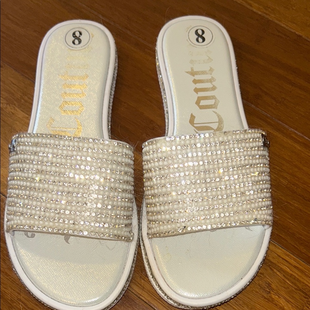 Juicy Couture Cream and Gold Sandals